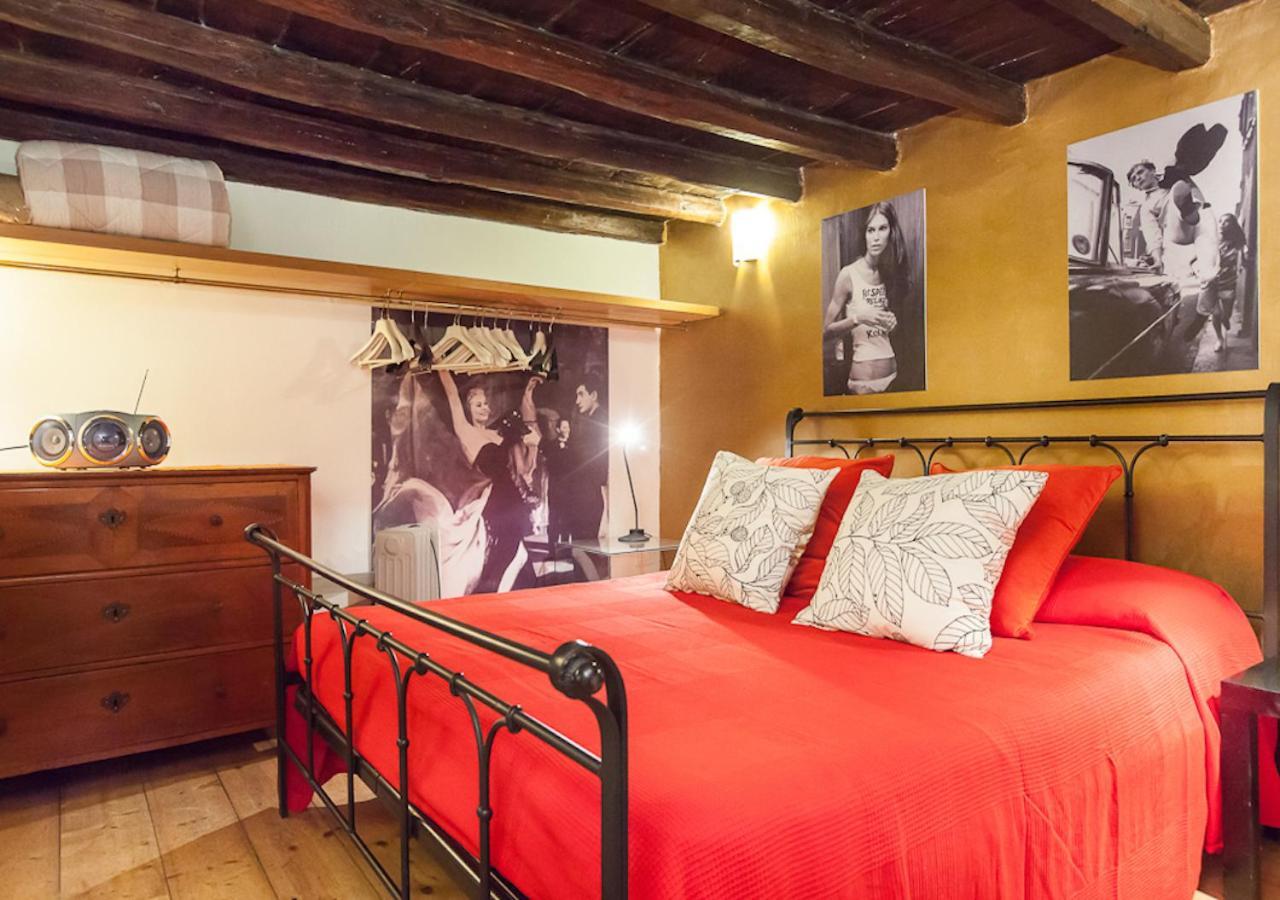 Independent In Trevi Fountain - Spain Square Roma Ngoại thất bức ảnh